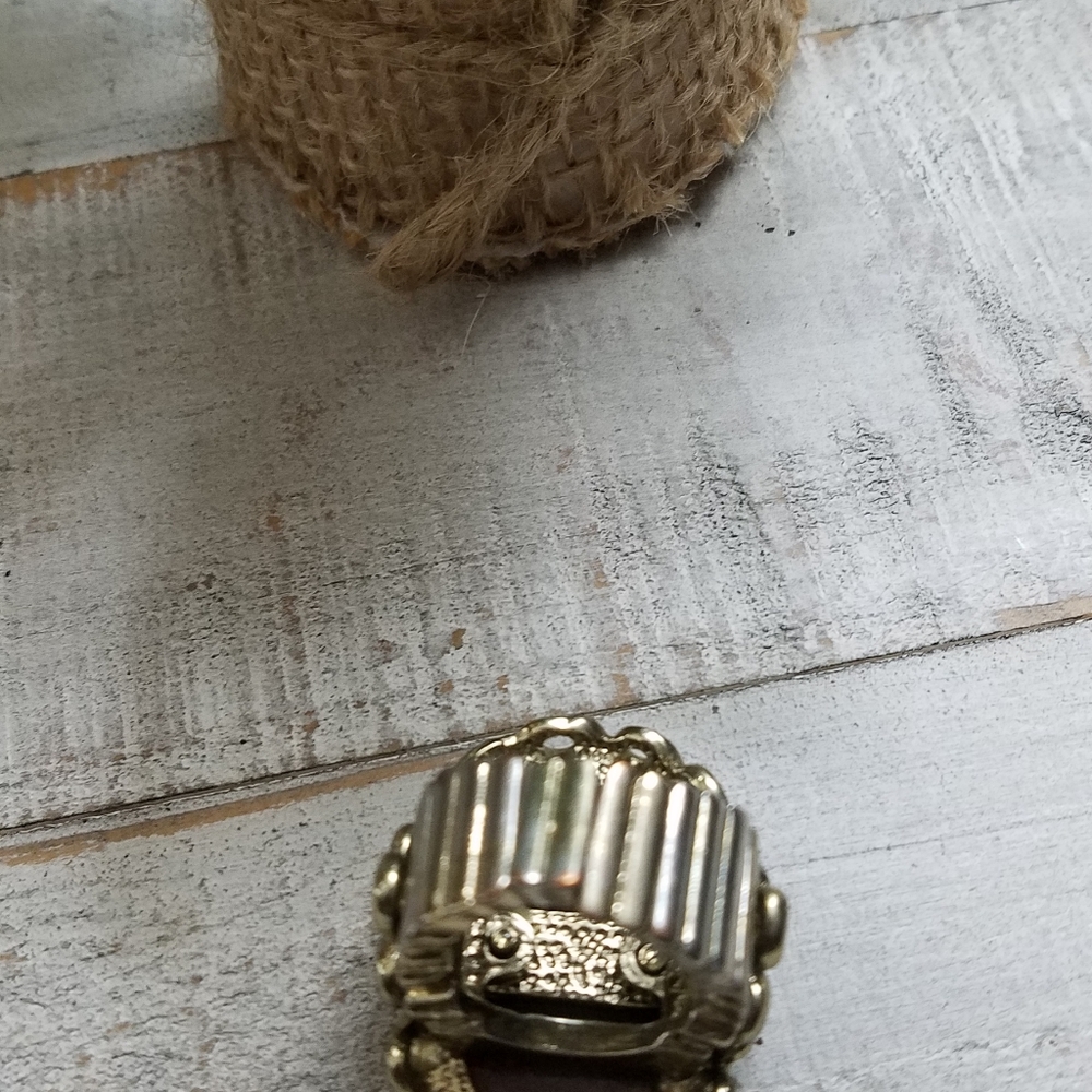 Large statement ring - Picture 3 of 6